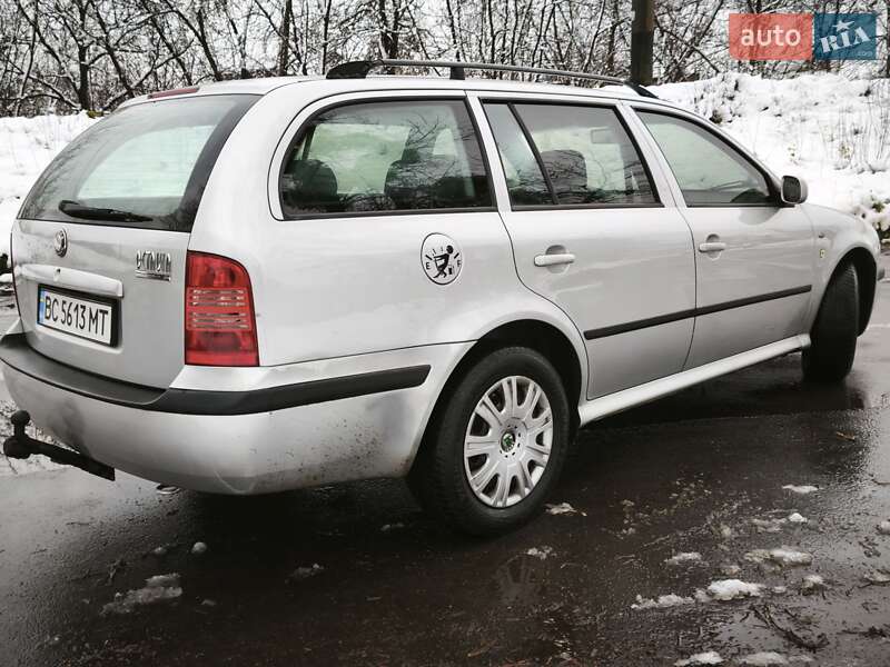 Универсал Skoda Octavia 2001 в Львове