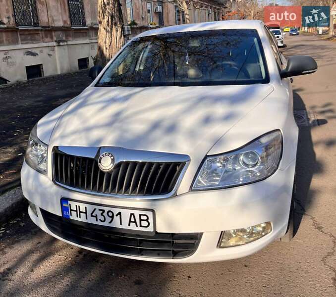 Ліфтбек Skoda Octavia 2012 в Сараті