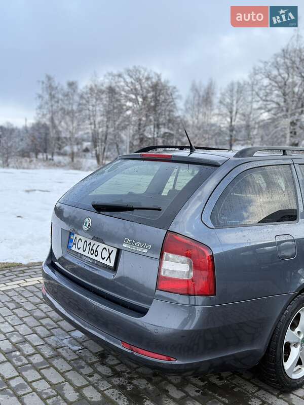 Універсал Skoda Octavia 2011 в Виноградові