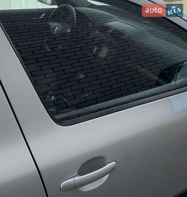 Лифтбек Skoda Octavia 2006 в Олевске