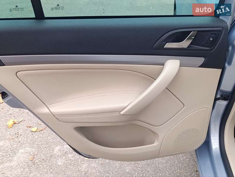 Универсал Skoda Octavia 2009 в Дубно