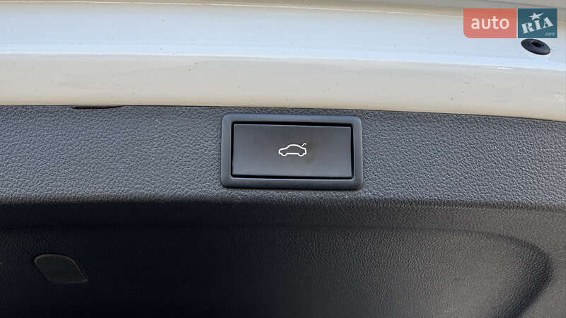 Універсал Skoda Octavia 2023 в Житомирі