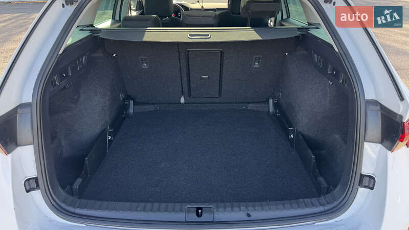Універсал Skoda Octavia 2023 в Житомирі