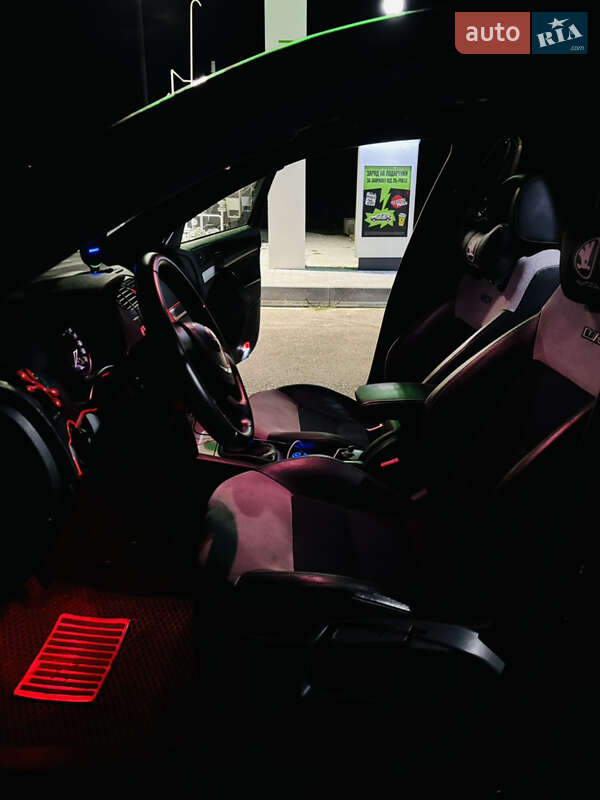 Ліфтбек Skoda Octavia 2011 в Львові