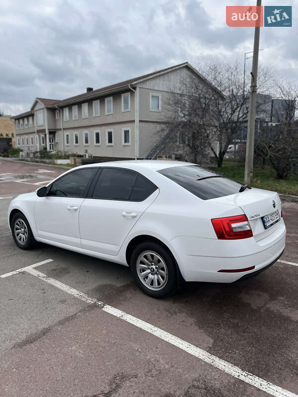 Лифтбек Skoda Octavia 2018 в Киеве