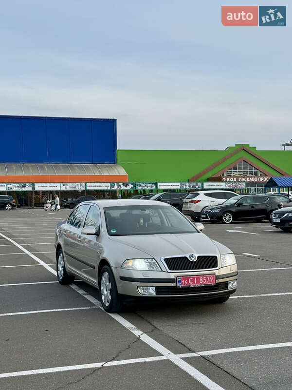 Лифтбек Skoda Octavia 2006 в Одессе