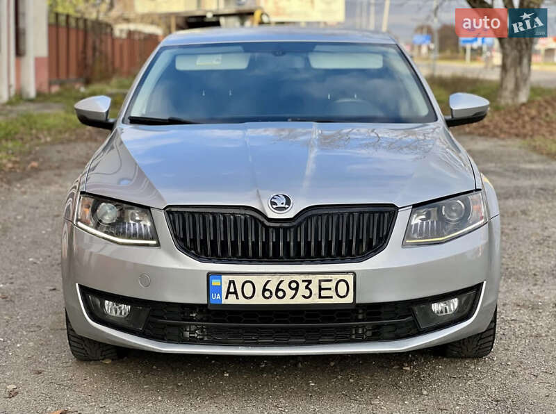 Ліфтбек Skoda Octavia 2013 в Хусті