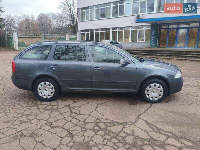 Универсал Skoda Octavia 2007 в Чернигове