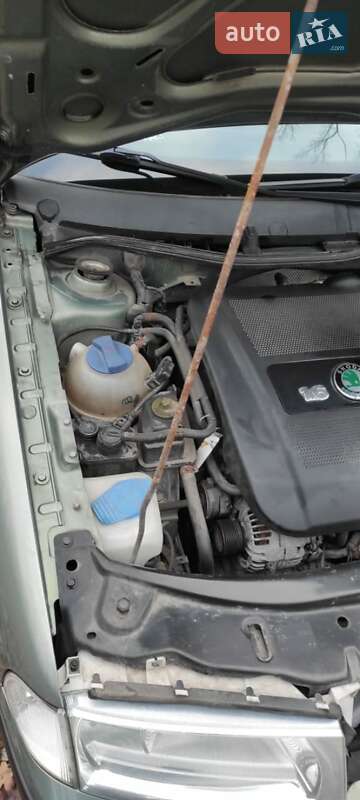 Універсал Skoda Octavia 2003 в Жашківу