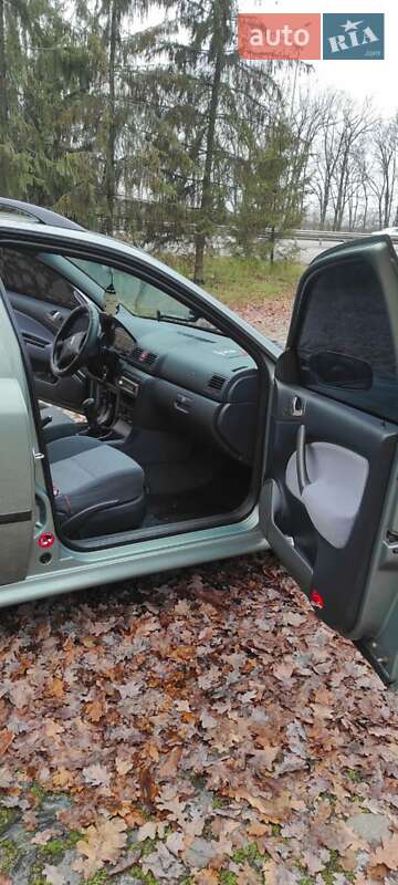 Універсал Skoda Octavia 2003 в Жашківу