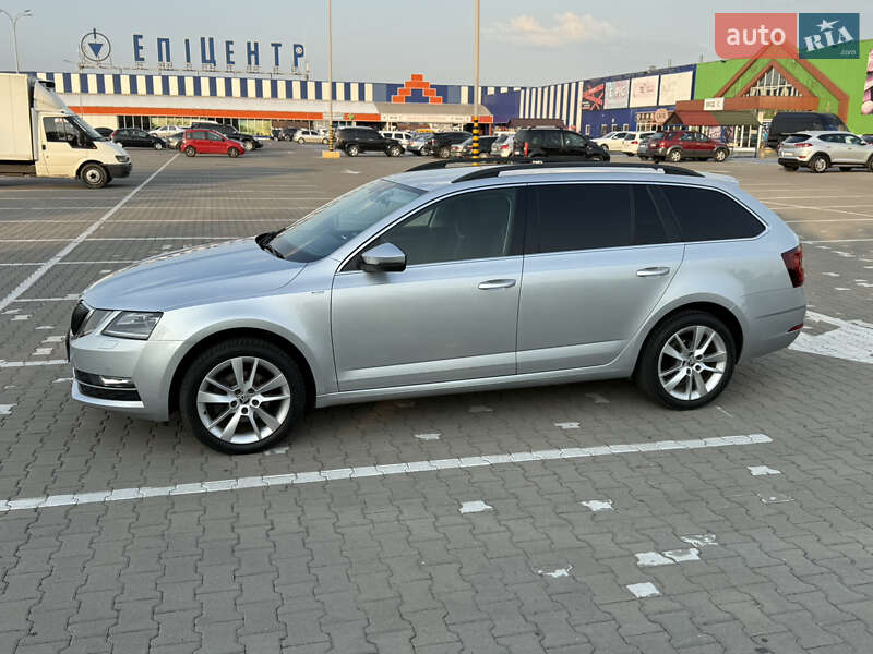 Універсал Skoda Octavia 2017 в Чернівцях