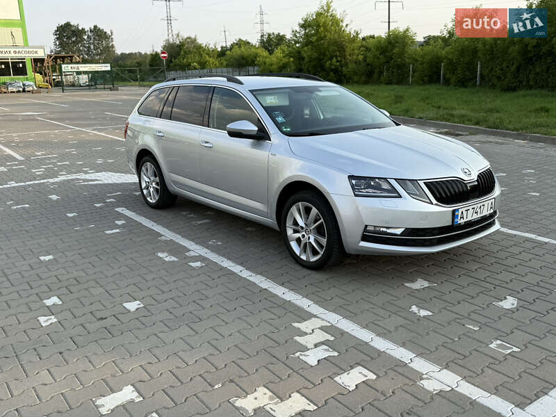 Універсал Skoda Octavia 2017 в Чернівцях