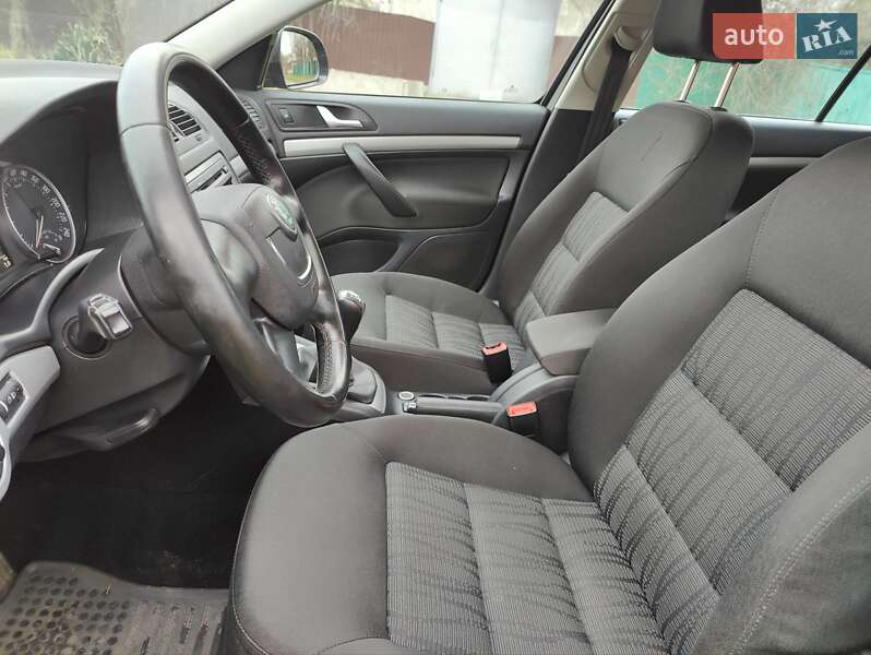 Универсал Skoda Octavia 2010 в Киеве фото 20 Универсал Skoda Octavia 2010 в Киеве