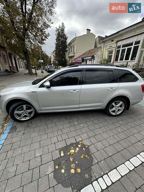 Універсал Skoda Octavia 2015 в Івано-Франківську