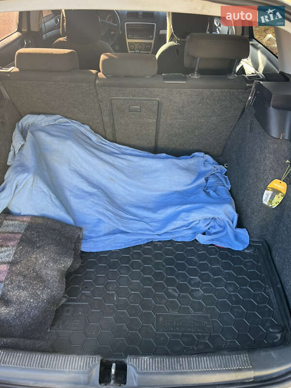 Универсал Skoda Octavia 2010 в Попельне