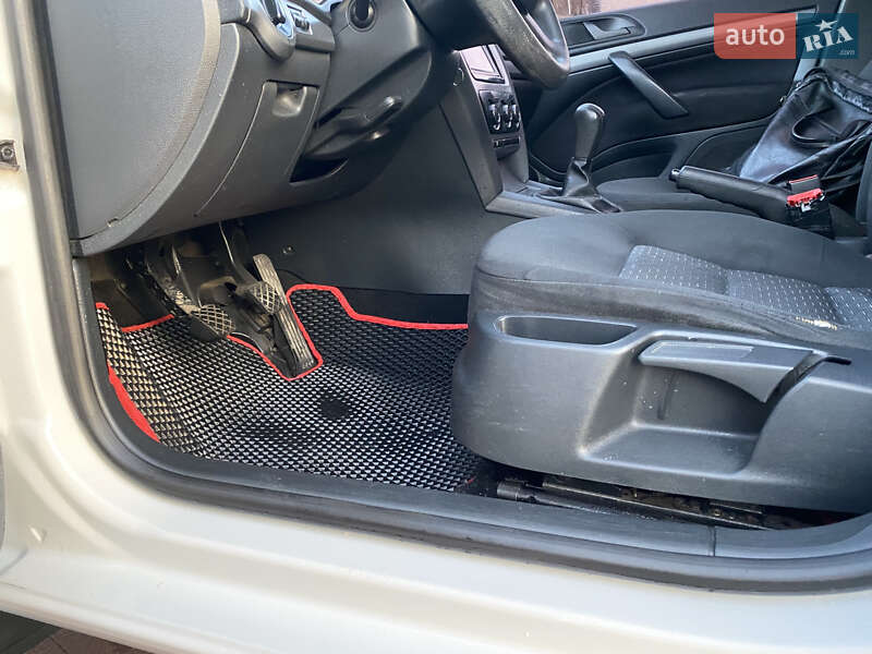 Лифтбек Skoda Octavia 2010 в Ровно