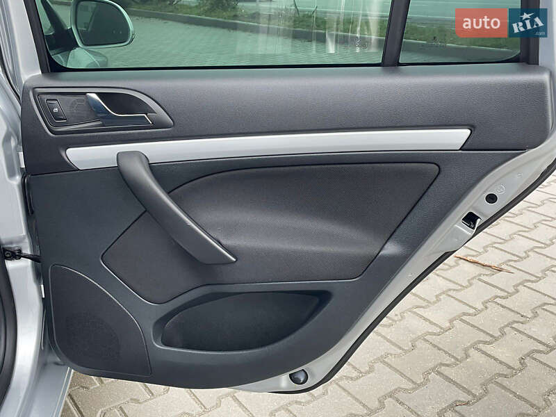 Універсал Skoda Octavia 2010 в Вінниці