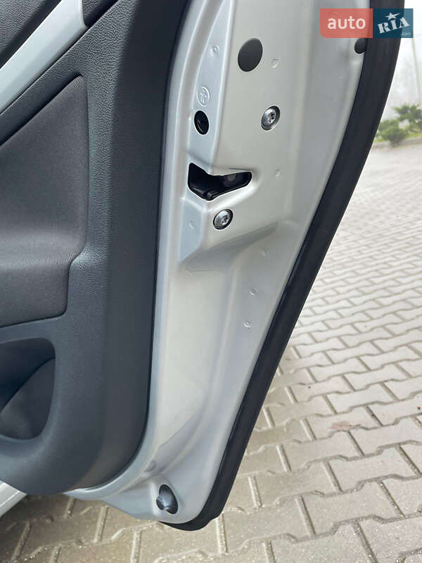 Універсал Skoda Octavia 2010 в Вінниці