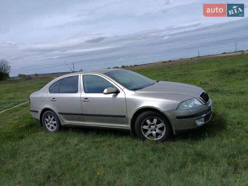 Лифтбек Skoda Octavia 2004 в Кременчуге фото 3 Лифтбек Skoda Octavia 2004 в Кременчуге
