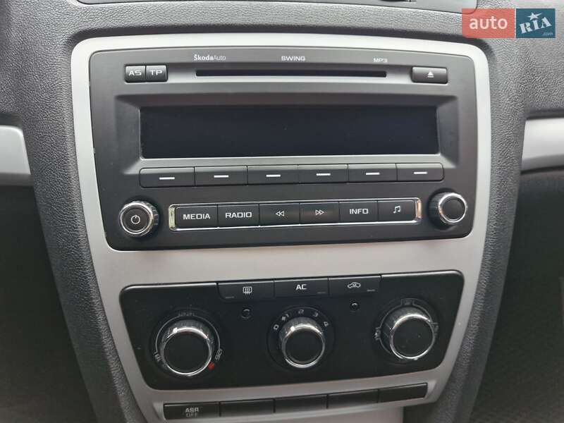 Ліфтбек Skoda Octavia 2010 в Кривому Розі