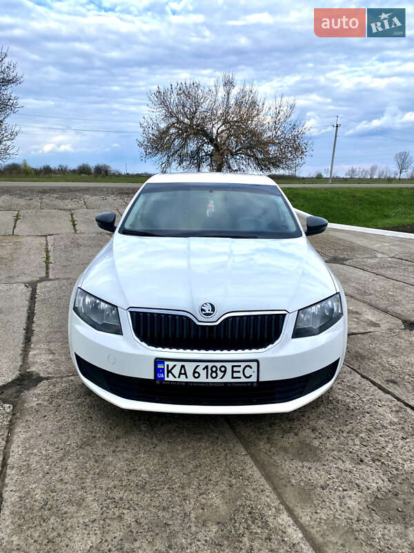 Лифтбек Skoda Octavia 2016 в Новом Буге