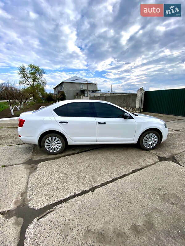 Лифтбек Skoda Octavia 2016 в Новом Буге