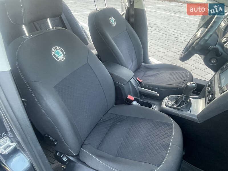 Лифтбек Skoda Octavia 2011 в Черкассах