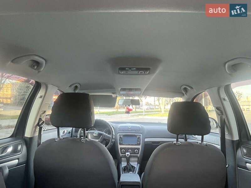 Лифтбек Skoda Octavia 2011 в Черкассах