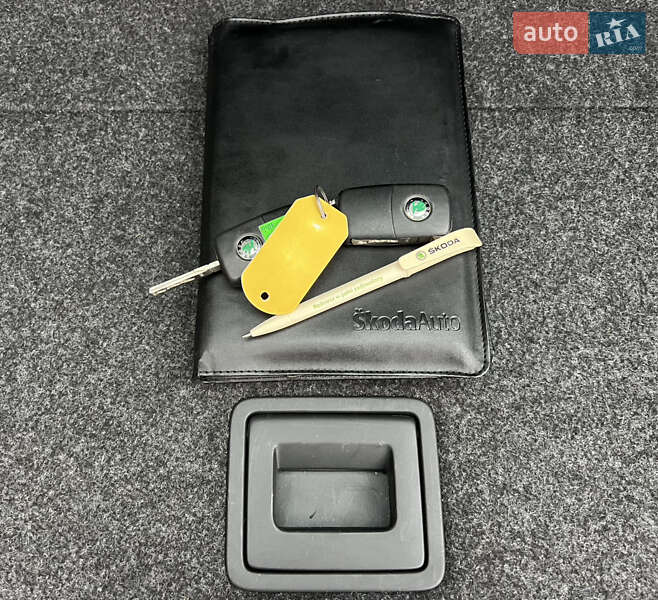 Универсал Skoda Octavia 2010 в Лубнах фото 127 Универсал Skoda Octavia 2010 в Лубнах