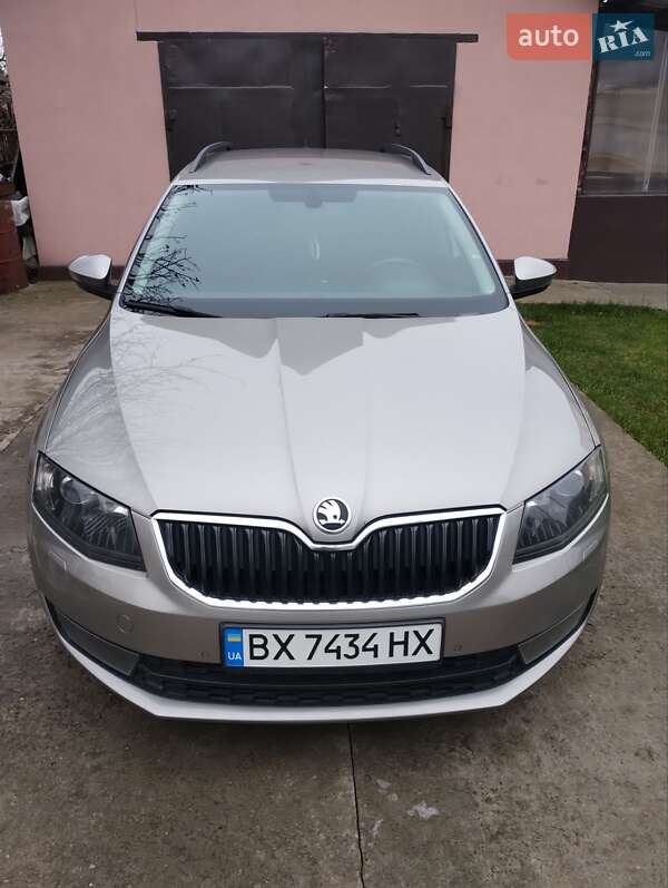 Універсал Skoda Octavia 2015 в Старокостянтинові