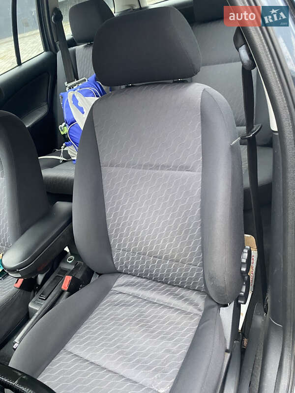 Универсал Skoda Octavia 2004 в Ахтырке