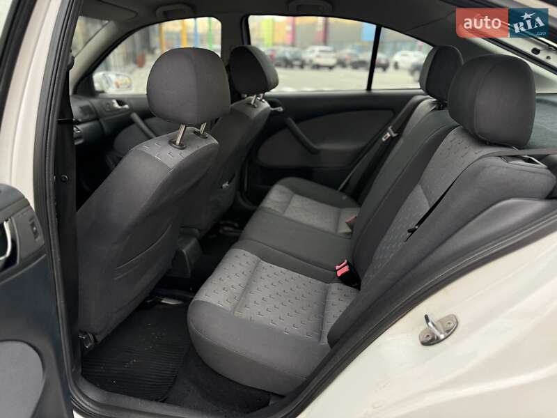 Ліфтбек Skoda Octavia 2007 в Києві фото 9 Ліфтбек Skoda Octavia 2007 в Києві