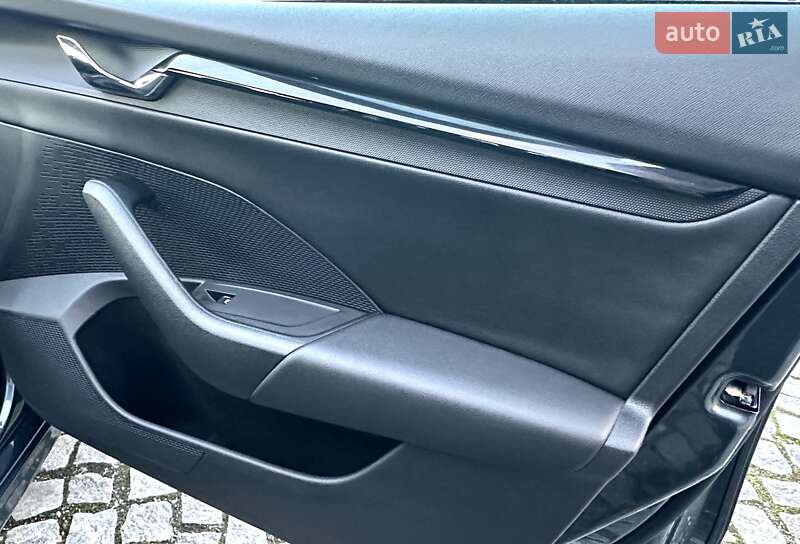 Лифтбек Skoda Octavia 2021 в Днепре