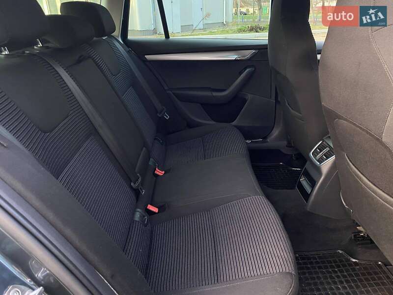 Универсал Skoda Octavia 2015 в Николаеве