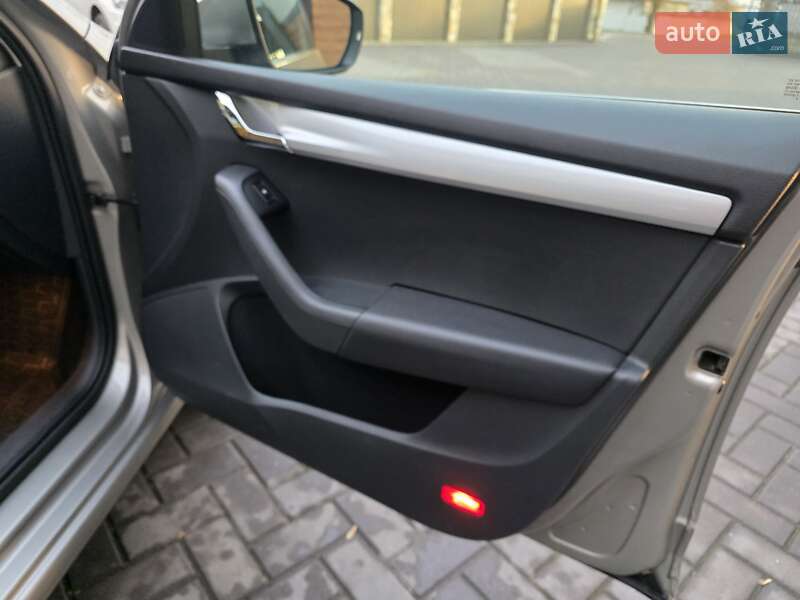 Ліфтбек Skoda Octavia 2015 в Коломиї