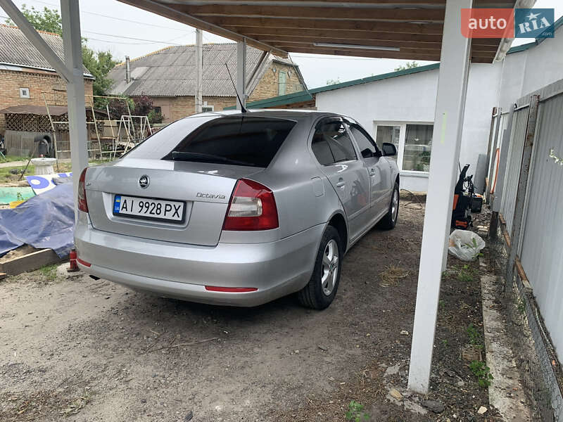 Ліфтбек Skoda Octavia 2010 в Бучі