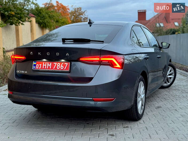 Ліфтбек Skoda Octavia 2021 в Ужгороді