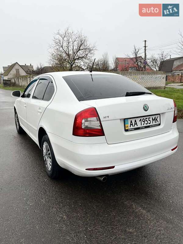 Лифтбек Skoda Octavia 2012 в Николаеве