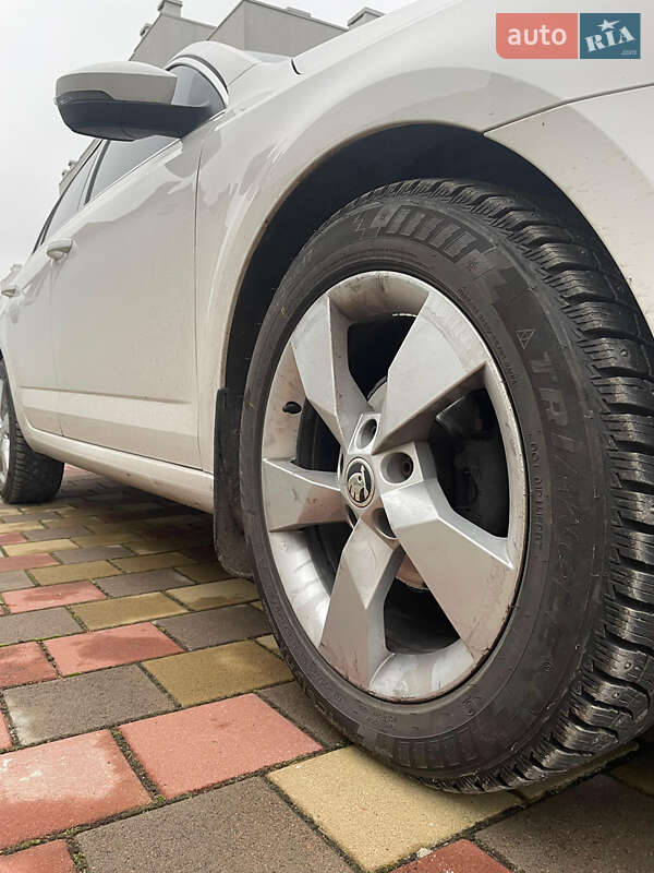 Універсал Skoda Octavia 2017 в Кам'янському
