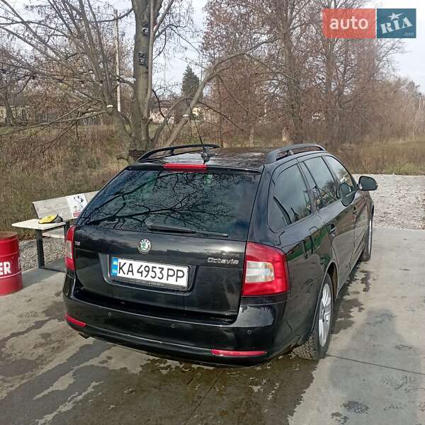 Універсал Skoda Octavia 2010 в Черкаському