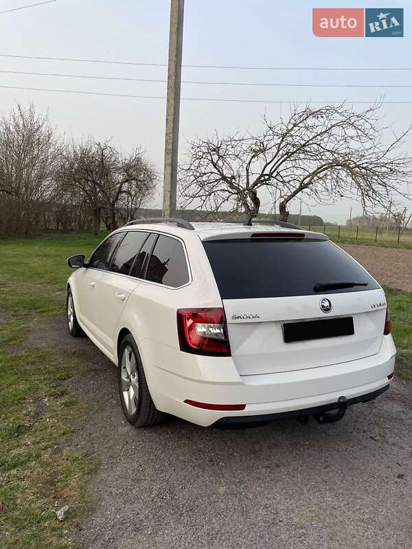 Універсал Skoda Octavia 2017 в Кам'янському