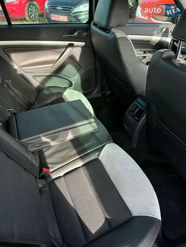 Универсал Skoda Octavia 2009 в Луцке