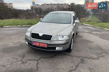 Универсал Skoda Octavia 2007 в Ровно