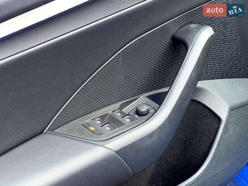 Лифтбек Skoda Octavia 2021 в Киеве