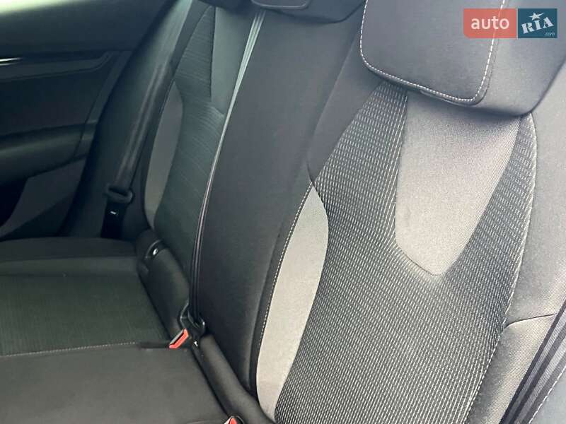 Лифтбек Skoda Octavia 2021 в Киеве