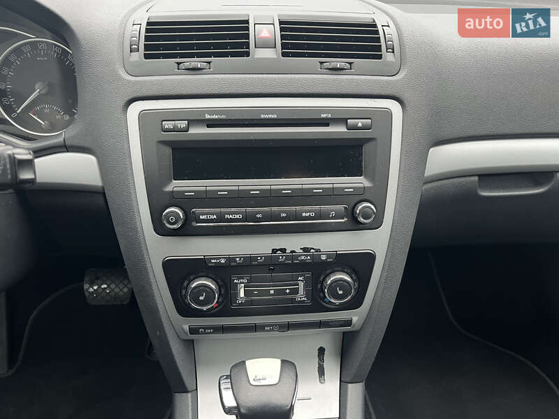 Универсал Skoda Octavia 2013 в Киеве фото 18 Универсал Skoda Octavia 2013 в Киеве