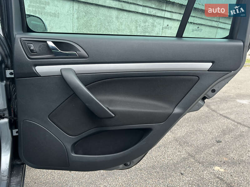 Универсал Skoda Octavia 2013 в Киеве фото 23 Универсал Skoda Octavia 2013 в Киеве