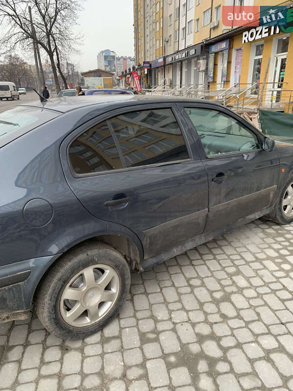 Ліфтбек Skoda Octavia 1999 в Івано-Франківську