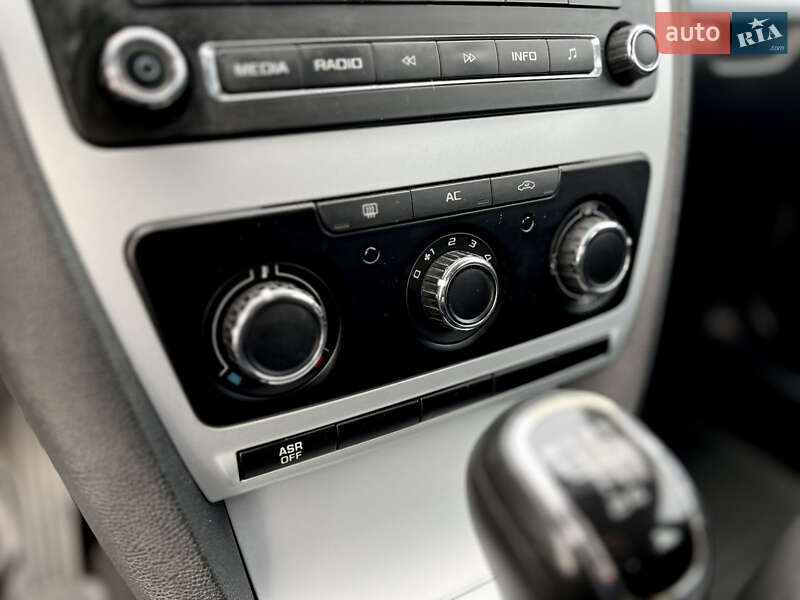 Лифтбек Skoda Octavia 2011 в Дрогобыче фото 35 Лифтбек Skoda Octavia 2011 в Дрогобыче