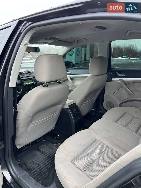 Лифтбек Skoda Octavia 2005 в Львове